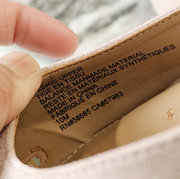 Nude Stilettos - Picture 4 of 4